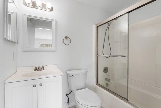304 Georgian Park Drive, Jupiter, FL 33458