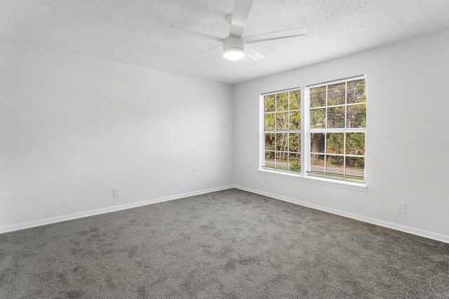 304 Georgian Park Drive, Jupiter, FL 33458