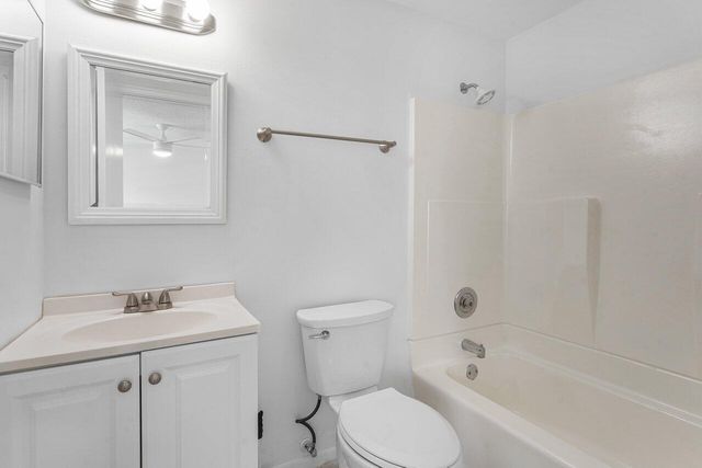 304 Georgian Park Drive, Jupiter, FL 33458