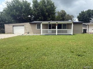 2133 Robert Avenue, Granite City, IL 62040