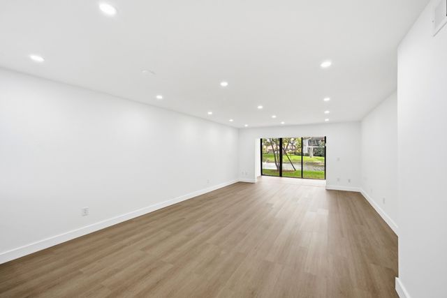 21546 Cypress Hammock Drive 40e, Boca Raton, FL 33428