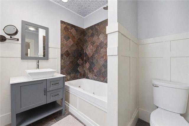 218 Kate Smith Street, Prairie Grove, AR 72753