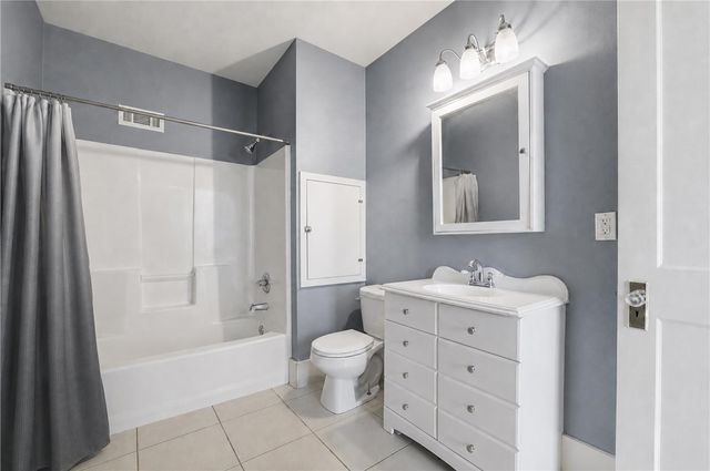 218 Kate Smith Street, Prairie Grove, AR 72753