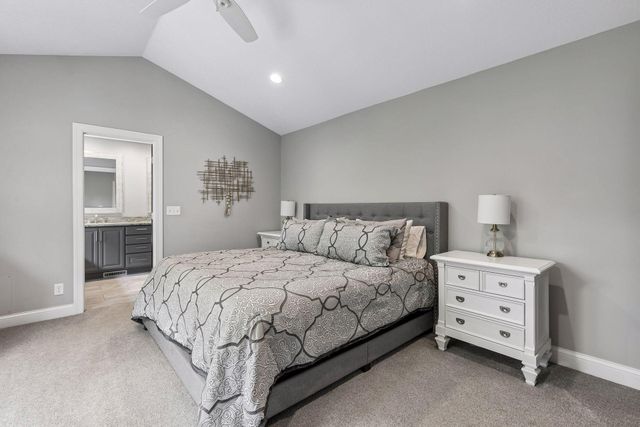 18291 Jacquard Path, Lakeville, MN 55044