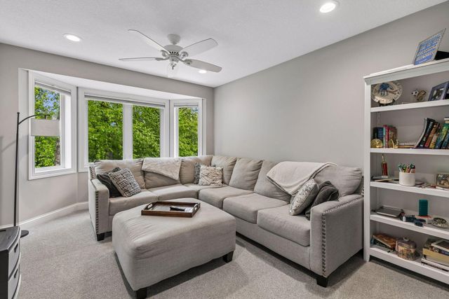 18291 Jacquard Path, Lakeville, MN 55044