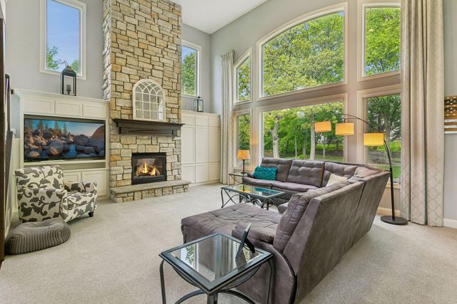 18291 Jacquard Path, Lakeville, MN 55044