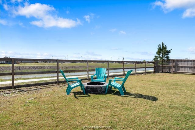 244 Brazos Bend, Snook, TX 77879