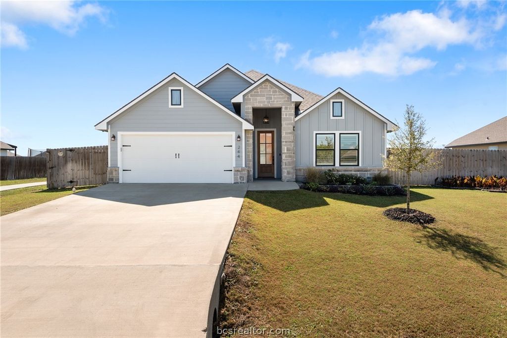 244 Brazos Bend, Snook, TX 77879