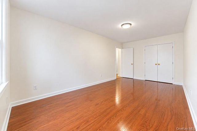3121 Mickle Avenue, Bronx, NY 10469