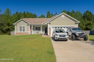 415 Stanford Court, Maysville, NC 28555