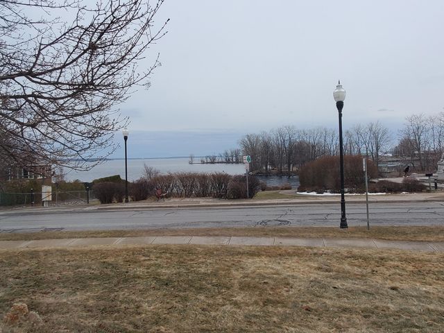 31 Cumberland Avenue, Plattsburgh, NY 12901