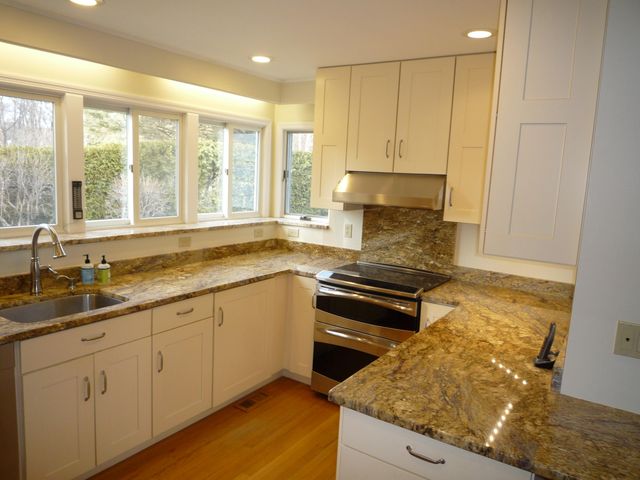 31 Cumberland Avenue, Plattsburgh, NY 12901