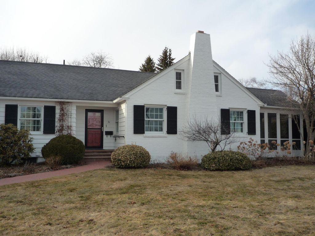 31 Cumberland Avenue, Plattsburgh, NY 12901