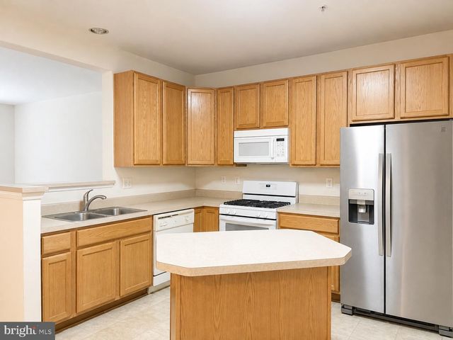 9426 SINGLETON PL, Frederick, MD 21704