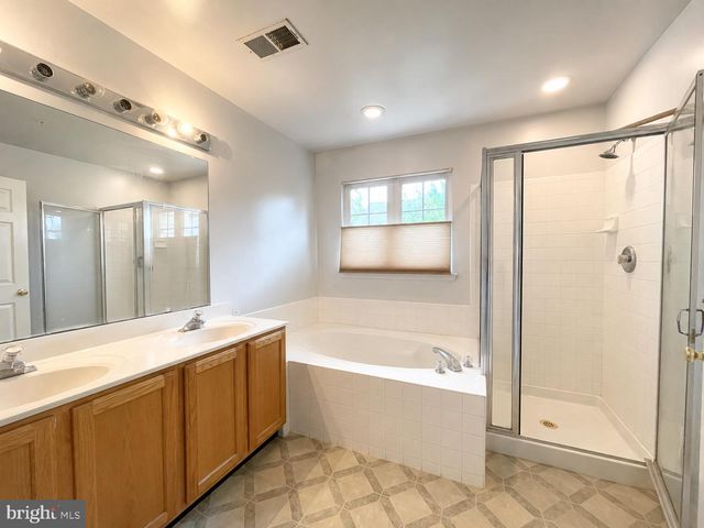 9426 SINGLETON PL, Frederick, MD 21704