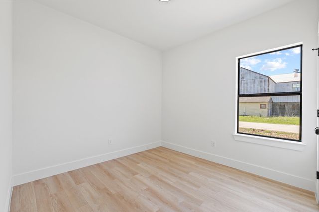 201 S 2nd Street, Beasley, TX 77417