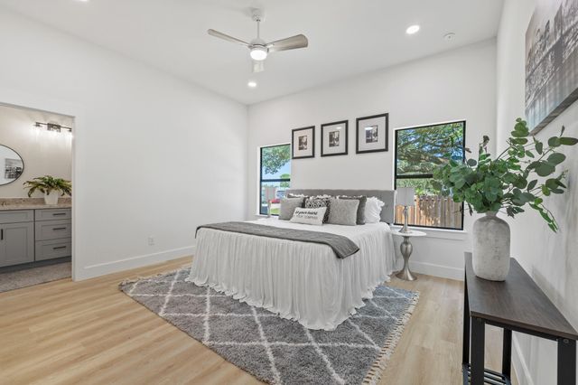 201 S 2nd Street, Beasley, TX 77417