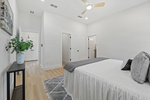 201 S 2nd Street, Beasley, TX 77417