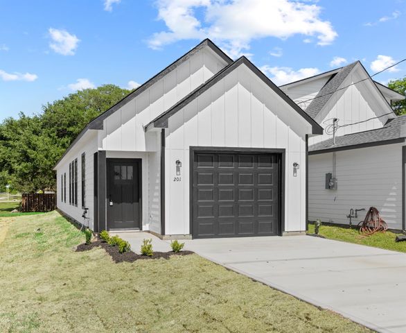 201 S 2nd Street, Beasley, TX 77417
