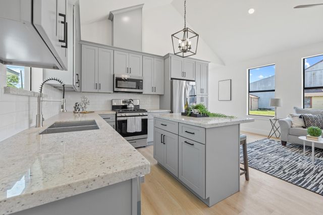 201 S 2nd Street, Beasley, TX 77417