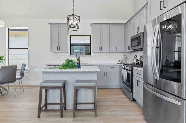 201 S 2nd Street, Beasley, TX 77417