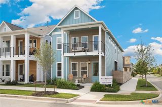 795 N Academy Avenue, New Braunfels, TX 78130