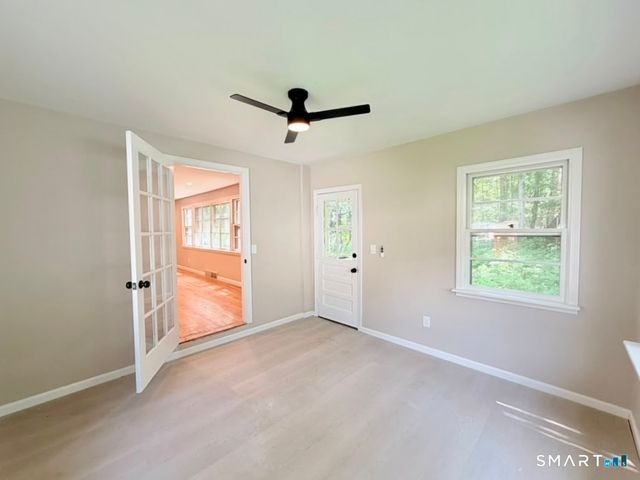 1 Long Hill Terrace, New Haven, CT 06515