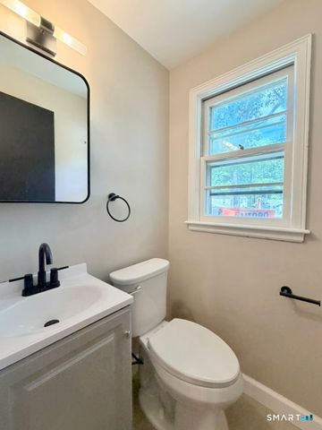 1 Long Hill Terrace, New Haven, CT 06515
