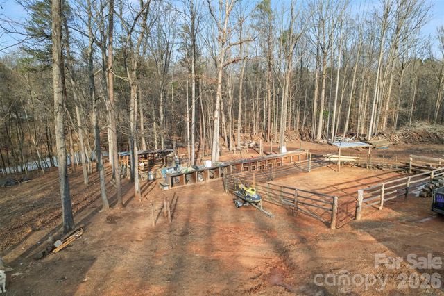 500 White Jenkins Road, Bessemer City, NC 28016