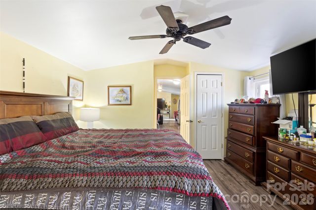 500 White Jenkins Road, Bessemer City, NC 28016