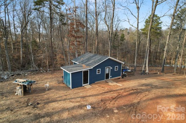 500 White Jenkins Road, Bessemer City, NC 28016