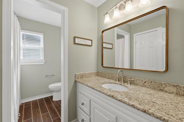 2401 Evergreen Drive, Pearland, TX 77581