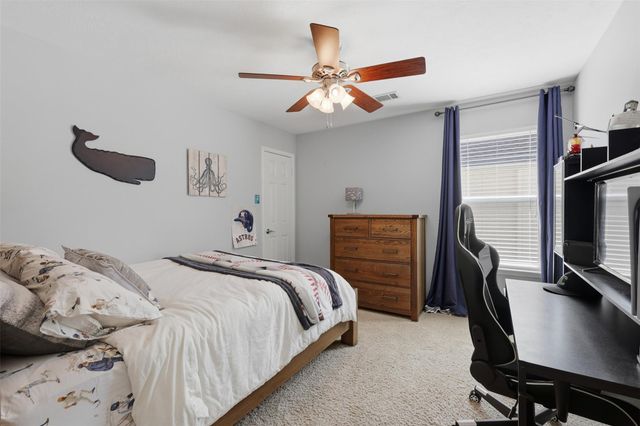 2401 Evergreen Drive, Pearland, TX 77581