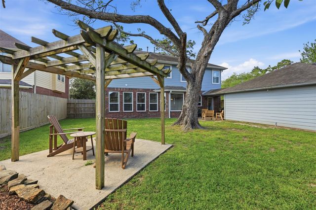 2401 Evergreen Drive, Pearland, TX 77581
