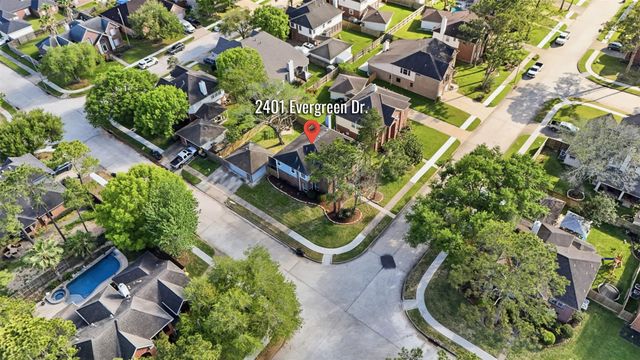 2401 Evergreen Drive, Pearland, TX 77581