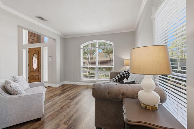 2401 Evergreen Drive, Pearland, TX 77581