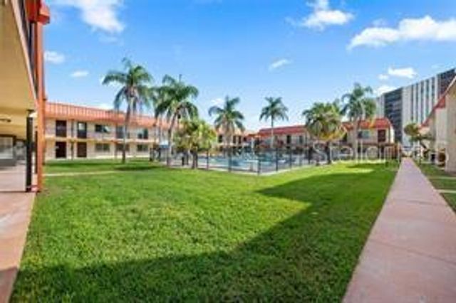 10365 PARADISE BOULEVARD 10, Treasure Island, FL 33706