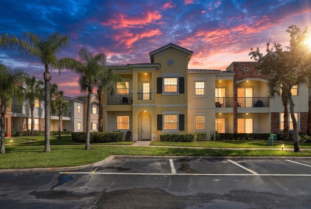 10480 SW Stephanie Way 3-101, Port St Lucie, FL 34987