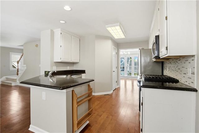 5580 N Hillbrooke Trace, Johns Creek, GA 30005