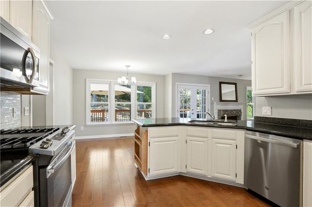 5580 N Hillbrooke Trace, Johns Creek, GA 30005