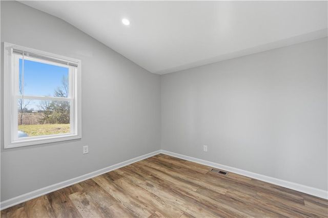 690 NE County Rd 15504 Road, Archie, MO 64725