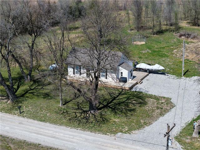 690 NE County Rd 15504 Road, Archie, MO 64725
