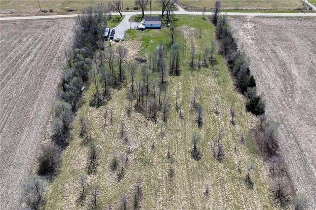 690 NE County Rd 15504 Road, Archie, MO 64725