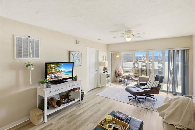 11644 SW EGRET CIRCLE 1701, Lake Suzy, FL 34269