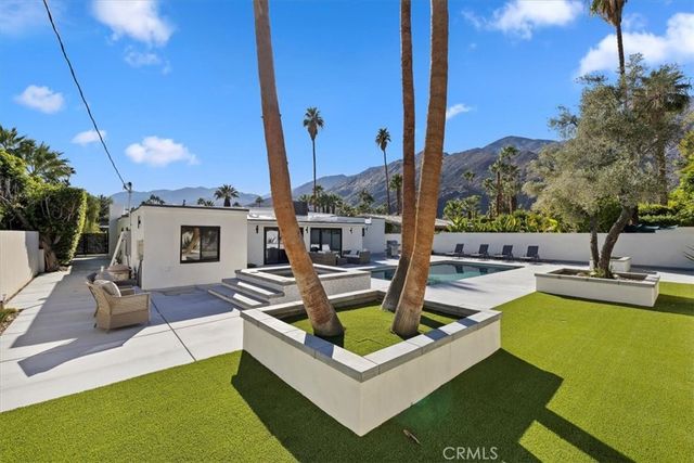 218 E Ocotillo Avenue, Palm Springs, CA 92264