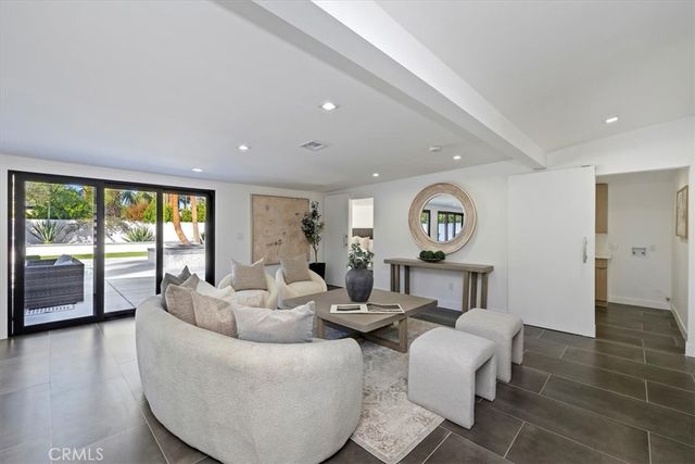 218 E Ocotillo Avenue, Palm Springs, CA 92264