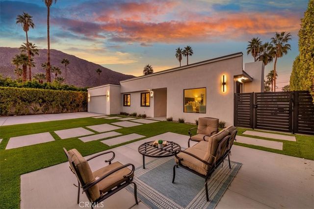 218 E Ocotillo Avenue, Palm Springs, CA 92264