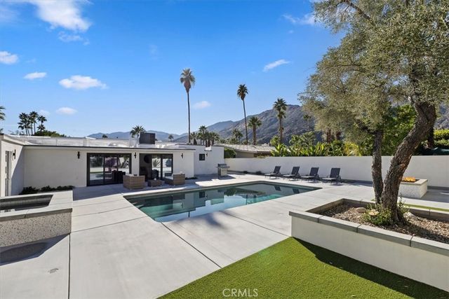 218 E Ocotillo Avenue, Palm Springs, CA 92264