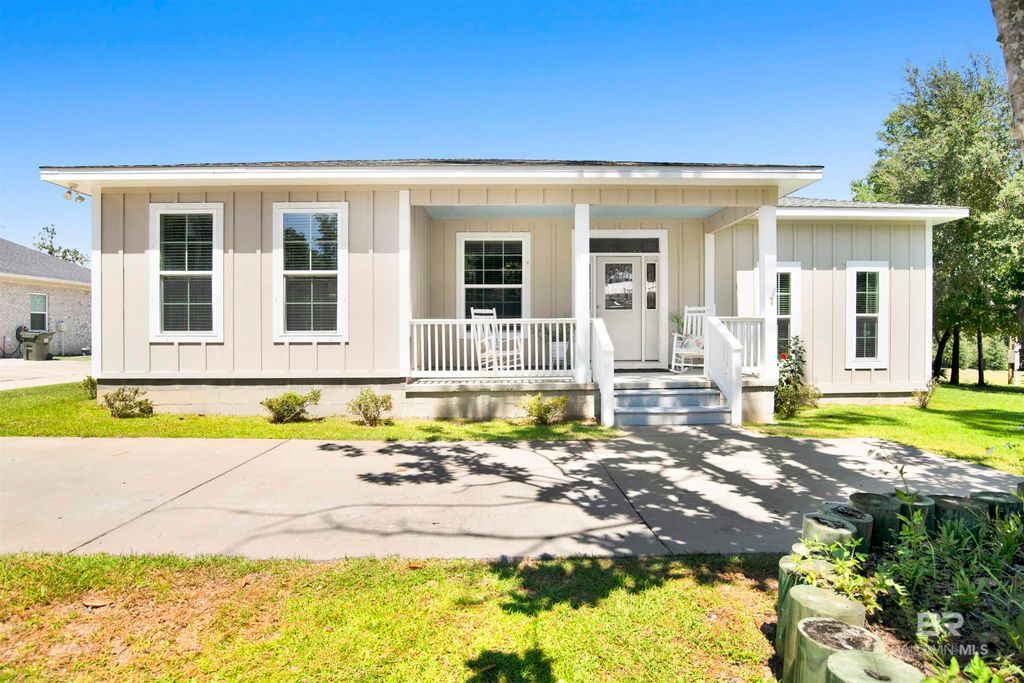 30793 Baldwin Street, Perdido Beach, AL 36530