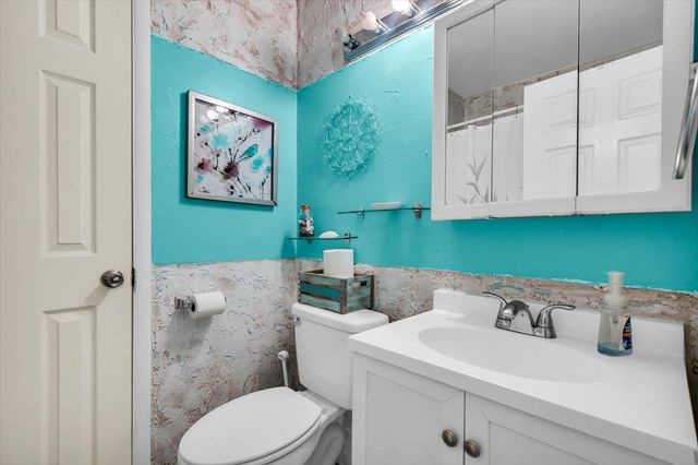28101 Nieman Street, Saint Clair Shores, MI 48081